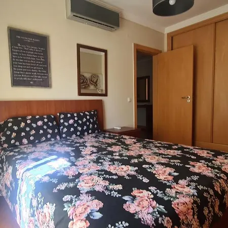 2 Terrace Town House אלבופיירה
