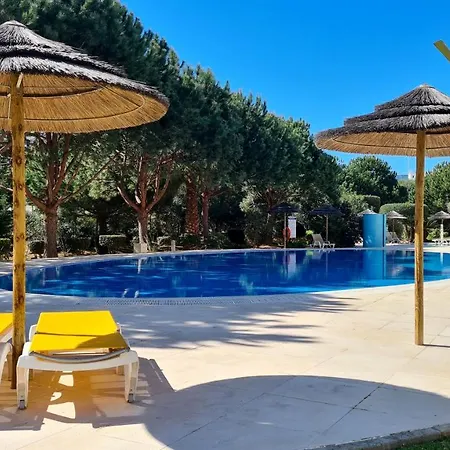 2 Terrace Town House Αλμπουφέιρα